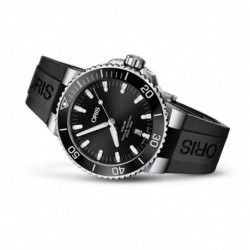 Oris Aquis Date Automatic 43,5mm – niebieska tarcza z datownikiem, szafirowe szkło, ceramiczny bezel.