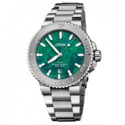 Zegarek Oris X Bracenet Automatic 43,5mm 01-733-7730-4137-07-8-24-05PEB na męskim nadgarstku