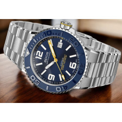 Tarcza Epos Sportive Diver – zbliżenie na indeksy i wskazówki