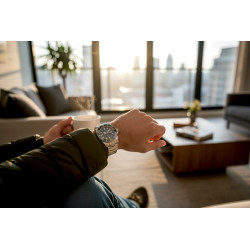 Davosa Mountain Lake 42mm na nadgarstku – lifestyle