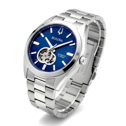 Bulova Surveyor 96A275 – widok frontowy zegarka Open Heart.