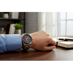 Citizen Eco-Drive w stylizacji biznesowej Moon Phase na nadgarstku – idealny do garnituru i formalnych okazji.