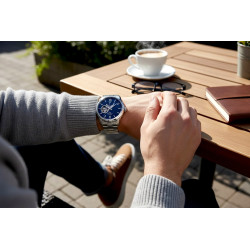 Orient Star na nadgarstku – klasyka w codziennym wydaniu- RE-AT0001L00B