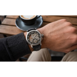 Epos Oeuvre D’Art Skeleton 3429.195.20.55.25 na nadgarstku w stylizacji casualowej