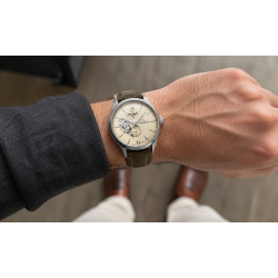 Orient Star Contemporary Automatic RE-AV0B10G00B na nadgarstku