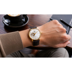 Orient Classic Open-Heart Automatic RA-AG0003S10B na nadgarstku