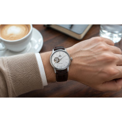 Orient Classic Open-Heart Automatic RA-AG0002S30B na nadgarstku