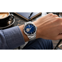 Orient Classic Open-Heart Automatic RA-AG0028L10B na nadgarstku