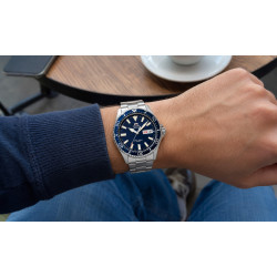 Orient Kamasu Diver Automatic RA-AA0002L39B na nadgarstku