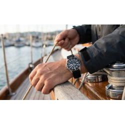 Orient Kano Diver Automatic RA-AA0010B39B na nadgarstku