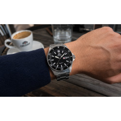 Orient Kano Diver Automatic RA-AA0008B19B na nadgarstku