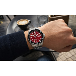 Orient Kano Diver Automatic RA-AA0915R19B na nadgarstku