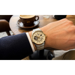 Orient Star Contemporary Modern Skeleton RE-AV0124G00B na nadgarstku