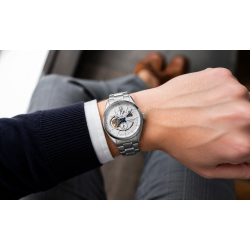 Orient Star Contemporary Modern Skeleton RE-AV0113S00B na nadgarstku