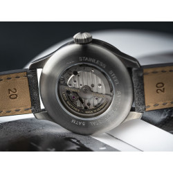Przeszklony dekiel prezentujący automatyczny mechanizm Laco 2S pod grawer w Laco 862158