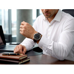 Elegancki zegarek pilot Laco Ulm 39mm 862172 do koszuli w biurze na nadgarstku