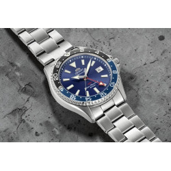 Granatowa tarcza, czarno-niebieski bezel i szafir w Orient RA-BC0003L30B"