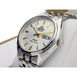 ORIENT 3 STARS  RA-AB0E10S19B